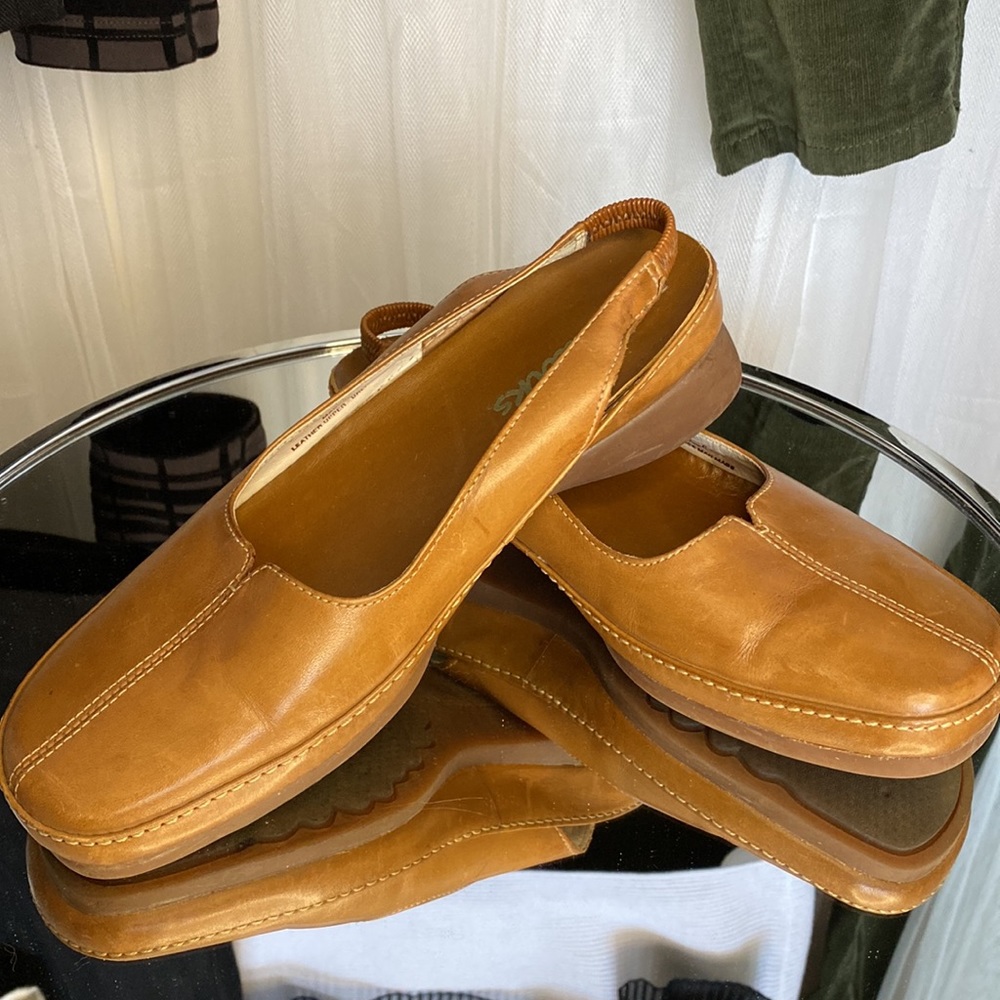Clarks leather shoes